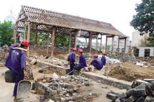 对着老照片重修胶州城隍庙 预计明年春季完工
